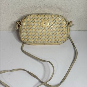 Auth Vintage BALLY Mini Crossbody Shoulder bag Pochette Yellow Woven Leather